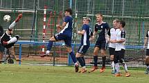 Fotbalisté Břeclavi (v modrých dresech) porazili Havlíčkův Brod 1:0.