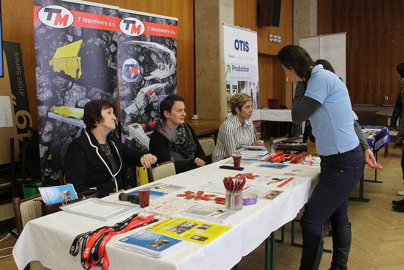 Dům školství přivítal první veletrh pracovních příležitostí, který se stane součástí veletrhů společnosti Alfa Fairs.