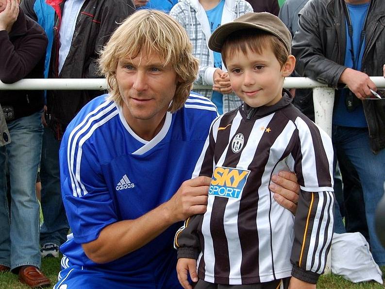 Držitel Zlatého míče Pavel Nedvěd.