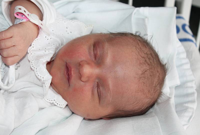 Macková Marie, 21.10.2015, Blatnice, 50 cm, 3,6 kg.