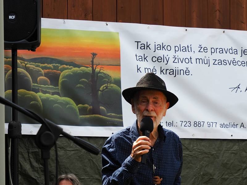 Antonín Vojtek vystavuje v létě v Muzeu obce Kobylí.