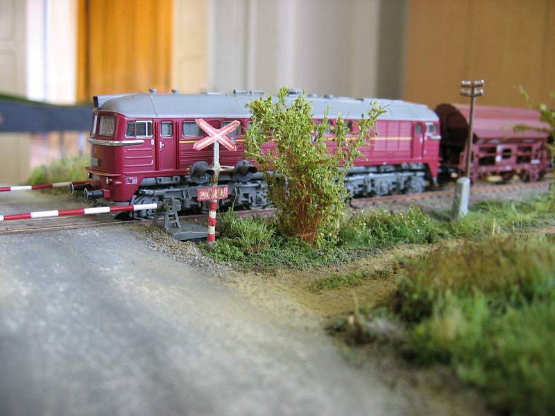 Marek Šafařík tvoří modely železničních tratí od svých deseti let. Už osm let je v klubu Modely Brno.