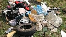 Skládka odpadků v katastru Valtic.