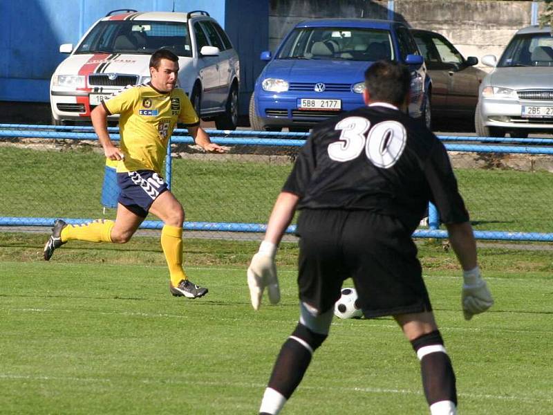 Břeclavští fotbalisté vyprovodili jihlavské béčko čtyřmi trefami.