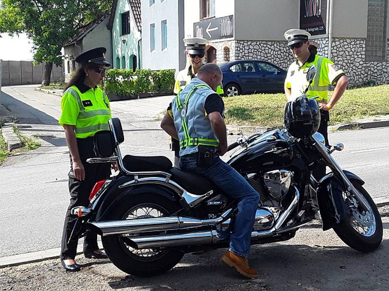 Policisté kontrolovali na Břeclavsku motorkáře.