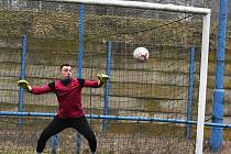 Břeclavský brankář David Fibingr si v lednu přetrhl meniskus, ale o fotbalové jaro přišli nakonec i jeho spoluhráči.