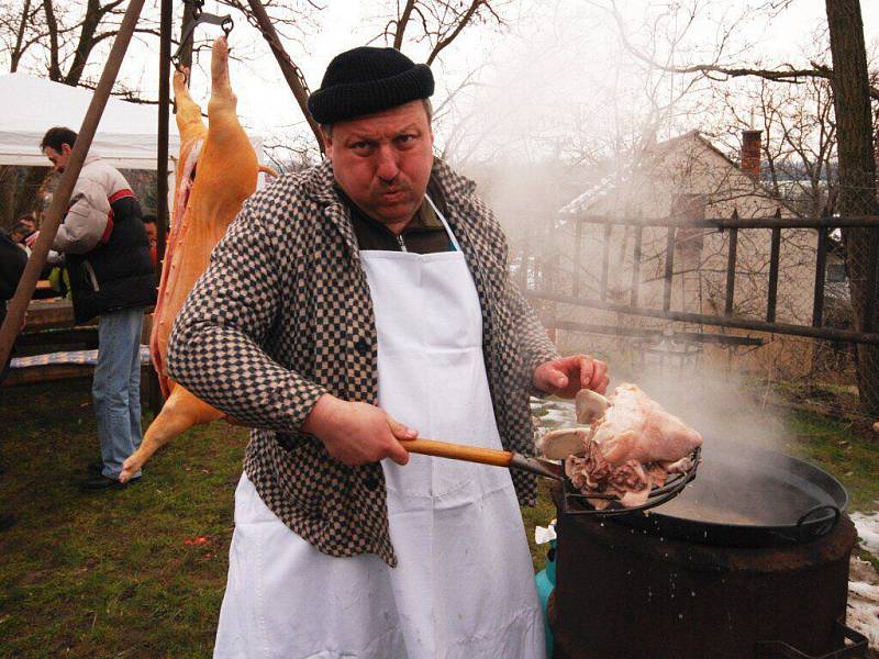 Zabijačka v Moravské Nové Vsi.