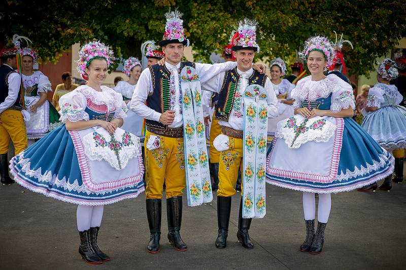 Ohlédnutí za hody ve Velkých Bílovicích.