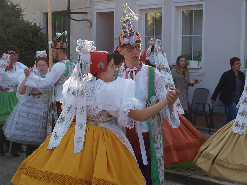 V Poštorné slavili tradiční krojované hody