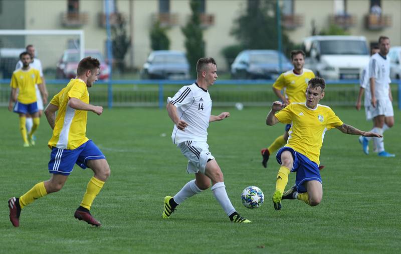 Fotbalisté MSK Břeclav zdolali v přípravném utkání Moravan Lednice 2:1.