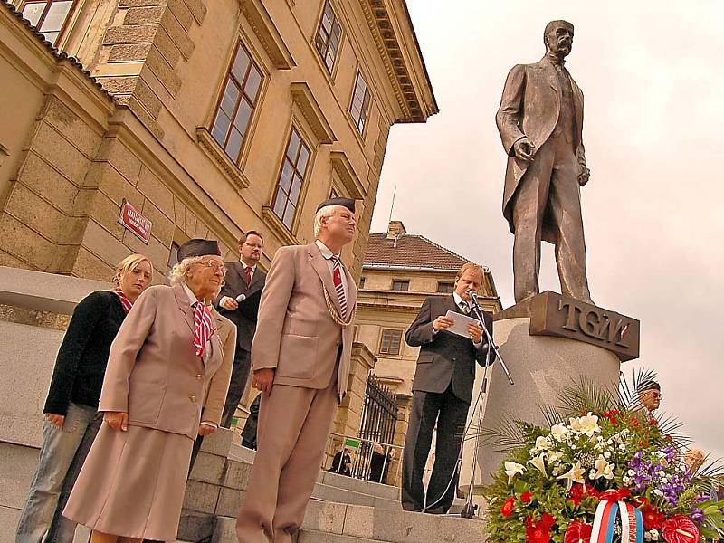 Hustopečský starosta Luboš Kuchynka na pietního aktu k výročí úmrtí Tomáše Gariqua Masaryka