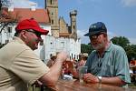 Na pivní minifest se v sobotu do Břeclavi sjelo přes dvacet malých pivovarů. Lákali návštěvníky na různé druhy piva. I s chutí bezu.