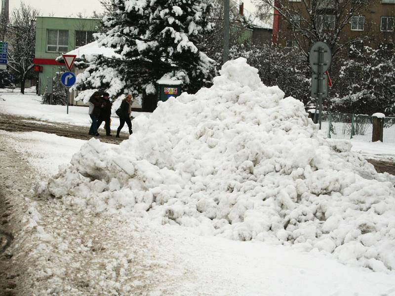 Tající sněhová peřina v Břeclavi.