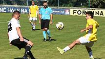 Fotbalisté Břeclavi (ve žlutém) porazili Bystřici nad Pernštejnem 1:0.