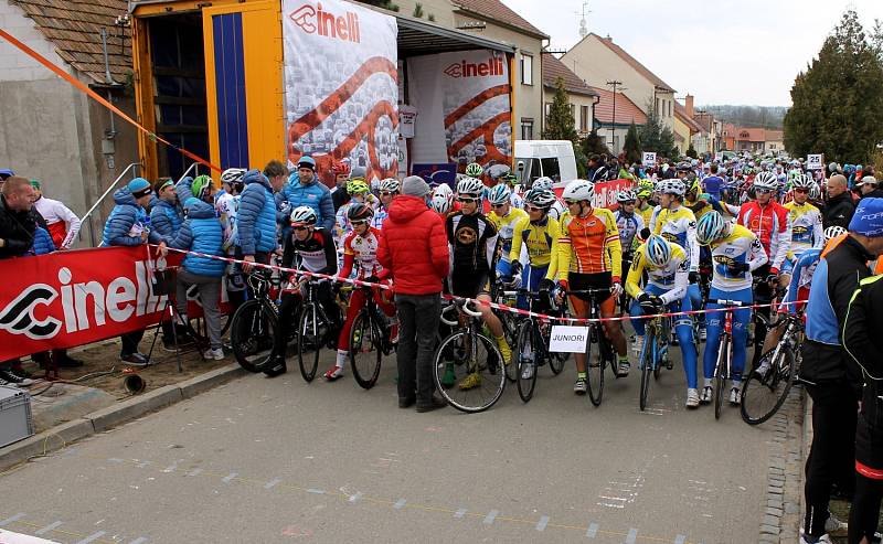 Hlohovec se stal v sobotu centrem silniční cyklistiky v Česku.