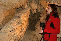Tři sta návštěvníků projde nyní v průměru denně mikulovskou Jeskyní Na Turoldu. Paradoxem v období rekordního sucha je zatopený jezerní dóm, kam je zakázaný vstup. 