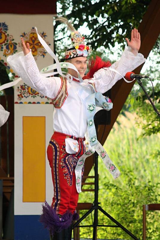 Lidové tance se naučí v kurzech v Břeclavi