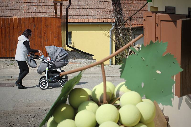 Ze sklepa do sklepa 2018. Ve Velkých Bílovicích podle pořadatelů putovalo za vínem téměř šest tisíc platících návštěvníků.