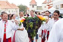 Pálavské vinobraní láká na středověk i hvězdné kapely.