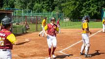 Softbalisté Locos Břeclav první zápas proti týmu Spectrum Praha vyhráli 9:7, v odvetě však podlehli 8:9.