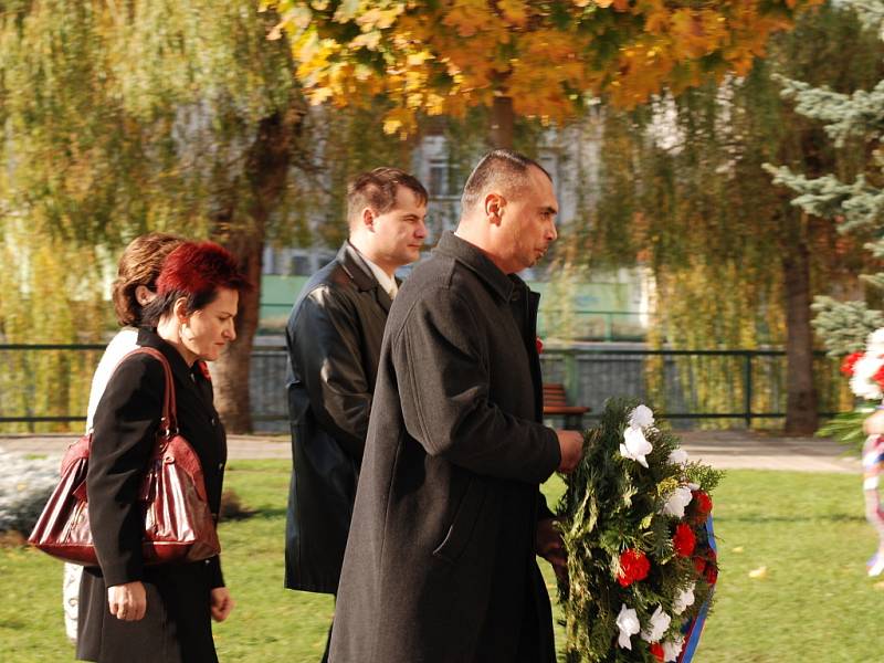 Pietní akt u příležitosti Dne válečných veteránu v Břeclavi.