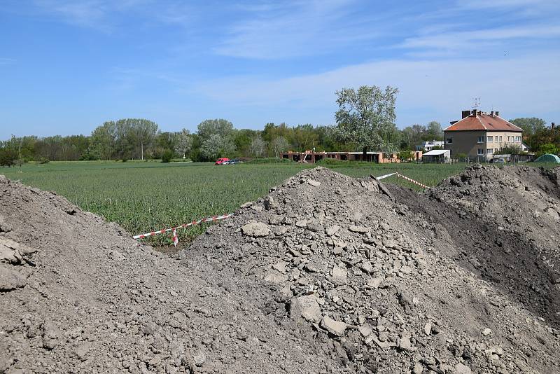 Naproti bývalému zemědělskému družstvu vzniká nová ulice s rodinnými domky