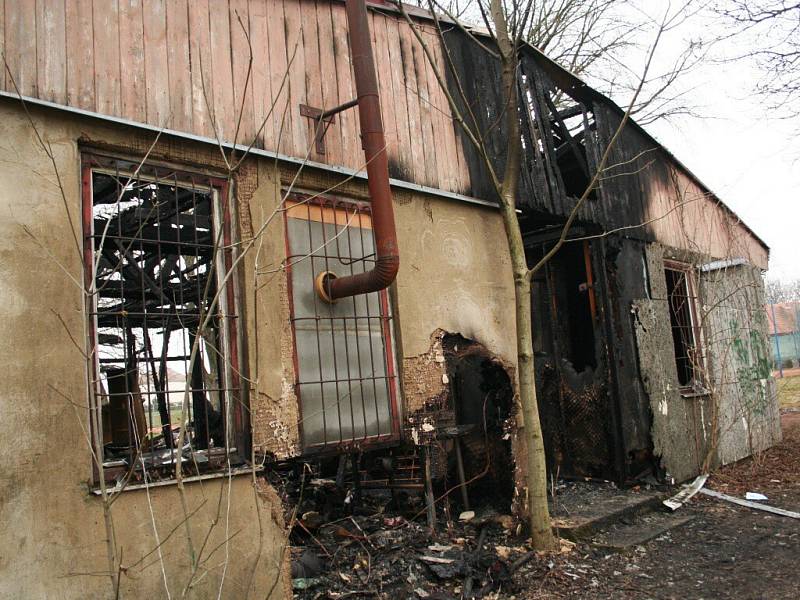 Budova v areálu Slováckého tenisového klubu po požáru.