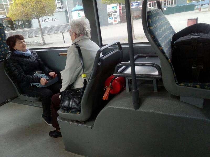 Městskou dopravu v Břeclavi využívají lidé hojně.