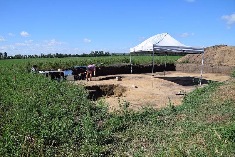 Na Mušově u novomlýnských nádrží pokračuje archeologický výzkum jednoho z největších pohřebišť germánských Langobardů ze šestého století našeho letopočtu.