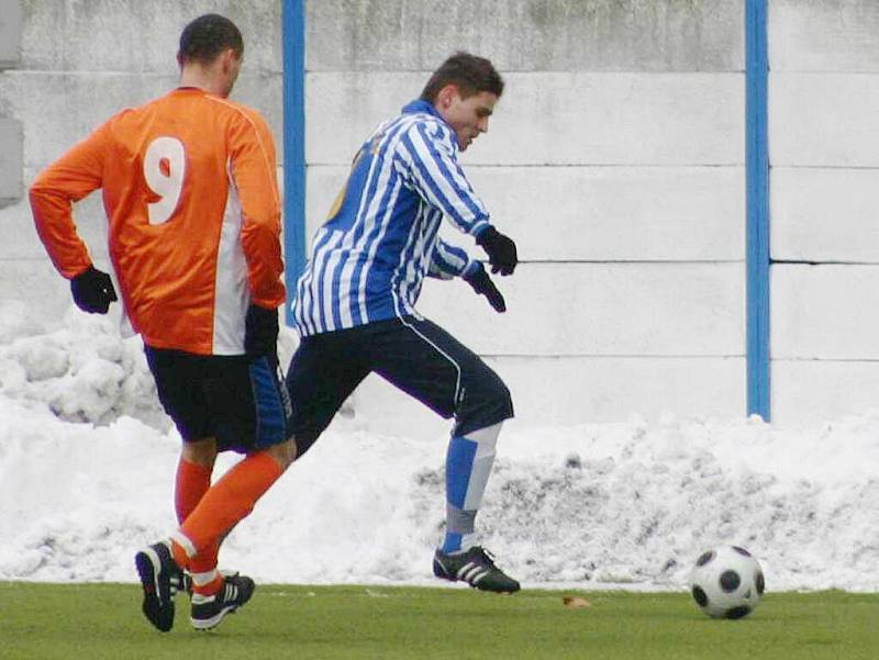 Příprava: MSK Břeclav (v pruhovaném) vs Bernolákovo