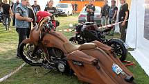 Pasohlávecký autokemp Merkur obsadili od čtvrtka do neděle motorkáři. Konal se tam odložený Euro Bike Fest.