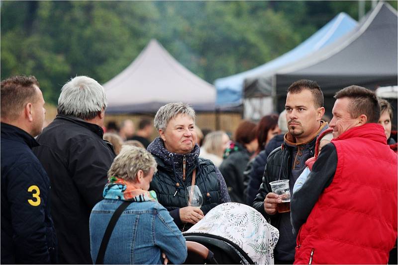 Ohlédnutí za vinobraním v Hlohovci.