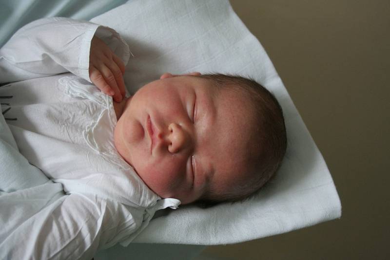 Pavel Musil, 5. 12. 2012, Břeclav, 53 cm, 4,11 kg