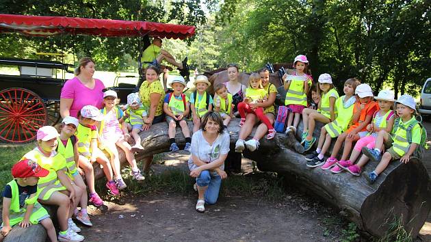 Děti z dětské skupiny Peřinka v Morkůvkách.