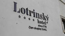 Ve Velkých Pavlovicích v pátek slavnostně otevřeli hotel Lotrinský, který vznikl z historické sýpky.