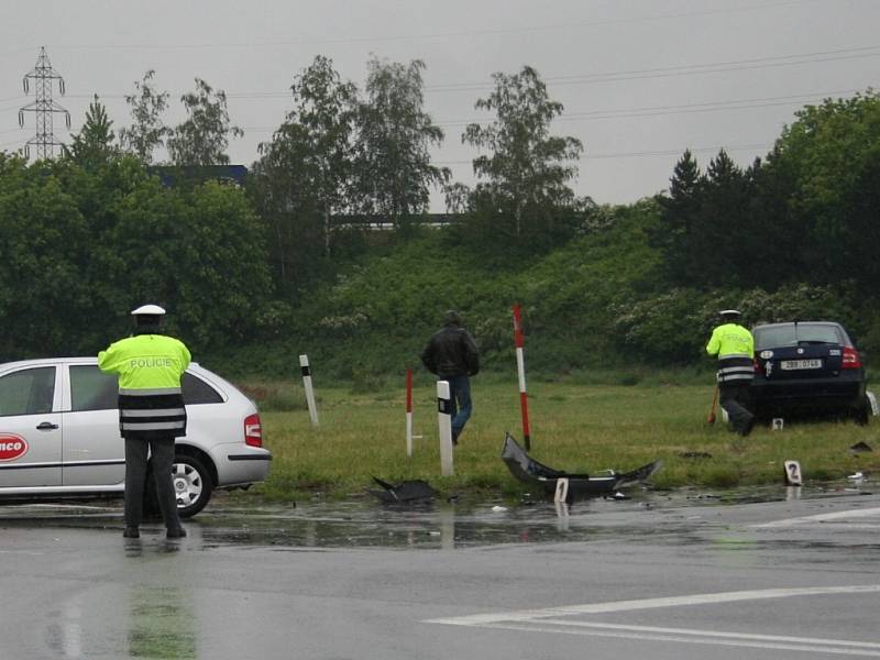 Dopravní nehoda u břeclavského dálničního nájezdu