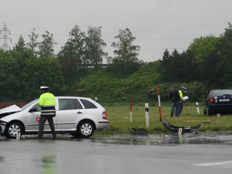 Dopravní nehoda u břeclavského dálničního nájezdu