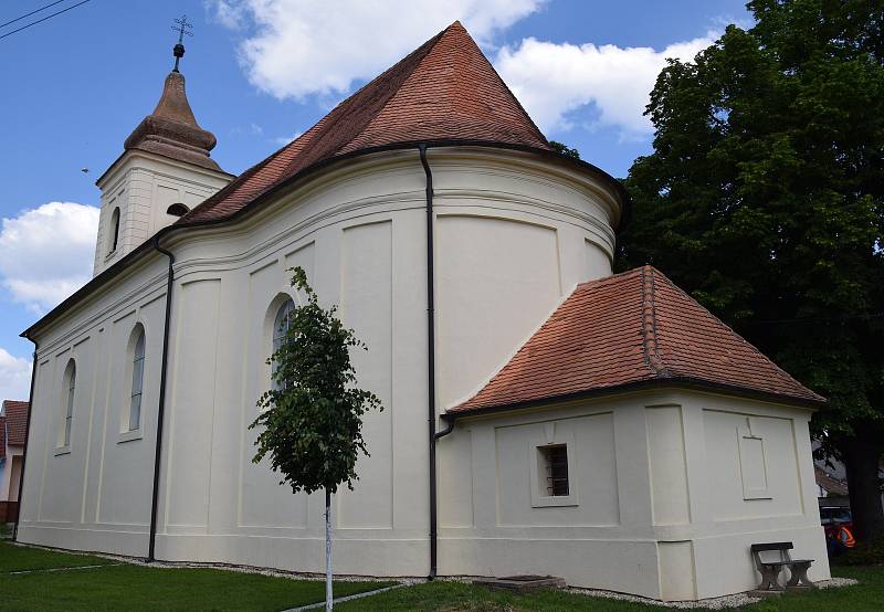 Kostel v Bulharech