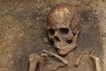 Archeologové odhalili dosud neznámou část pohřebního areálu v lokalitě Mušov-Roviny.