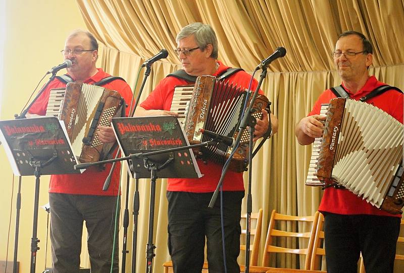 První ročník přehlídky harmonikářů mají za sebou ve Starovičkách. Na snímku Chlapci z Moravy.