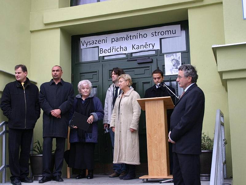 Vysazení pamětního stromu Bedřicha Kaněry