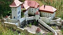 Tento „hrad“ můžete spatřit nedaleko Františkova rybníka.