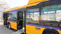 Současné autobusy dopravce Bors. Břeclavané se už brzy jako první v republice svezou novým superbusem.