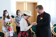 Novomanželé si řekli své ano v břeclavské obřadní síni.