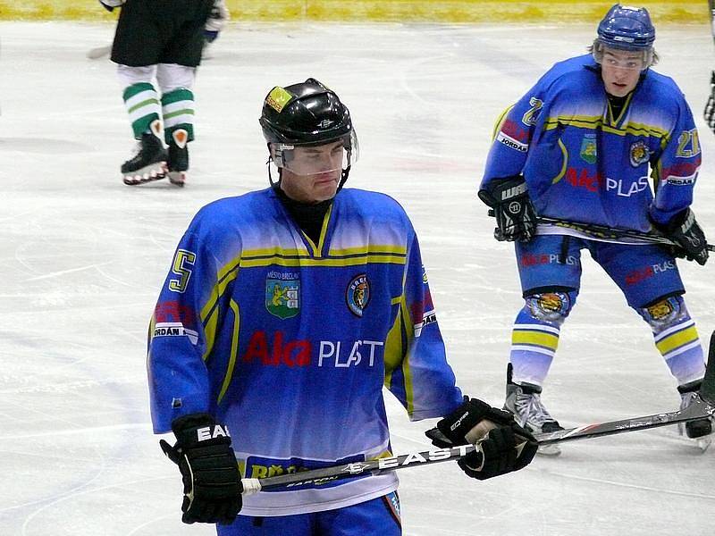 Hokejisté Břeclavi porazili Trutnov 4:1.