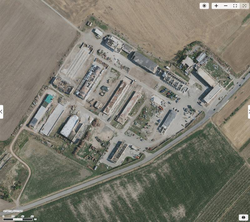 Letecké snímky zachycující pohled na obce zasažené tornádem. A to v roce 2018 před katastrofou, krátce po ní a na konci července. Na snímku Moravská Nová Ves.