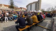 Slavnosti mandloní a vína v Hustopečích: Neotřelý program i mandlové speciality