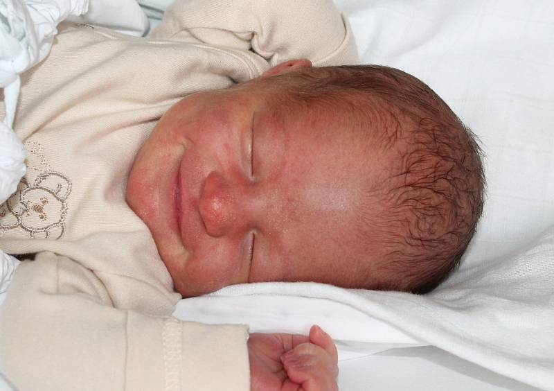 Tereza Řezáčová, 8.9.2015, Podivín, 50 cm, 3,5 kg