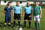 Fotbalisté Tvrdonic (v modrém) podlehli 0:3 Kozojídkám. Foto: Jaroslav Kicl