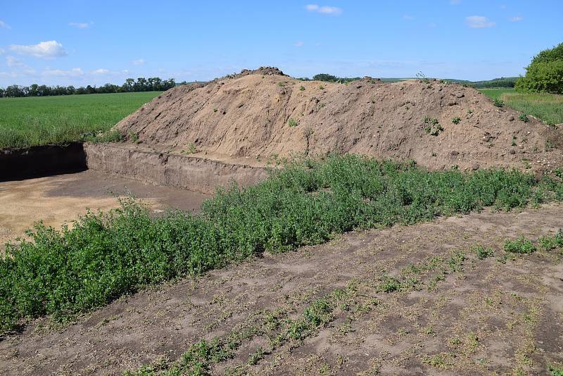 Na Mušově u novomlýnských nádrží pokračuje archeologický výzkum jednoho z největších pohřebišť germánských Langobardů ze šestého století našeho letopočtu.